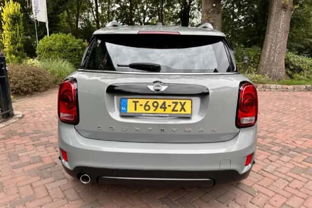 MINI Countryman (2017) thumbnail 6