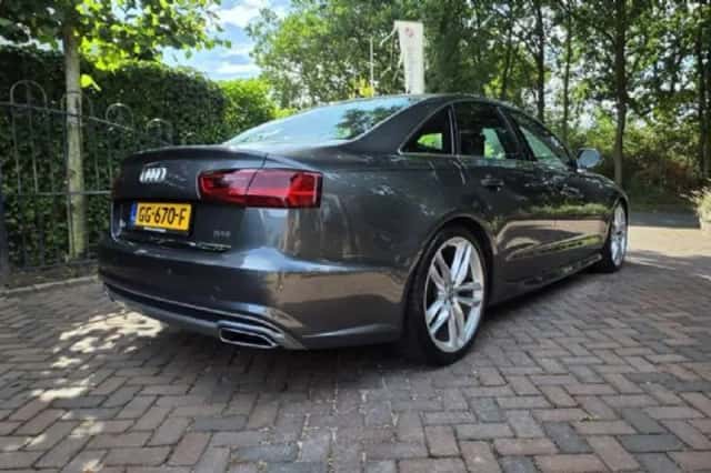 Audi A6 (2015) thumbnail 5