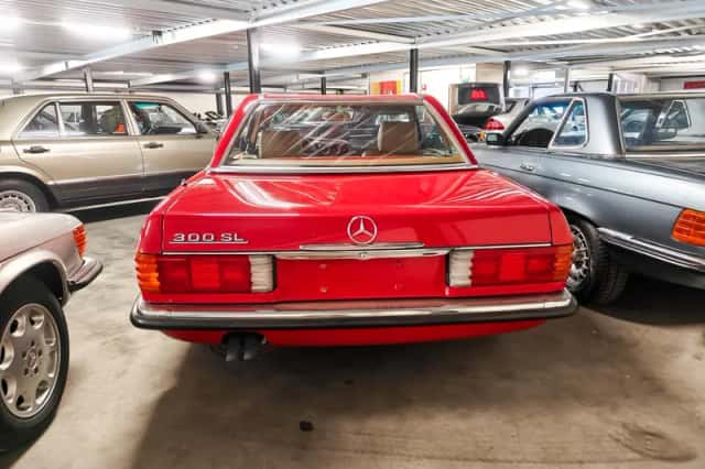 Mercedes-Benz SL-Klasse (1986) thumbnail 5