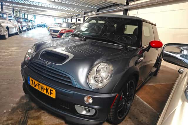 MINI Cooper S (2006) thumbnail 1