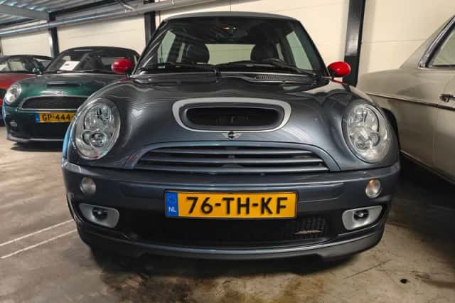 MINI Cooper S (2006) thumbnail 2