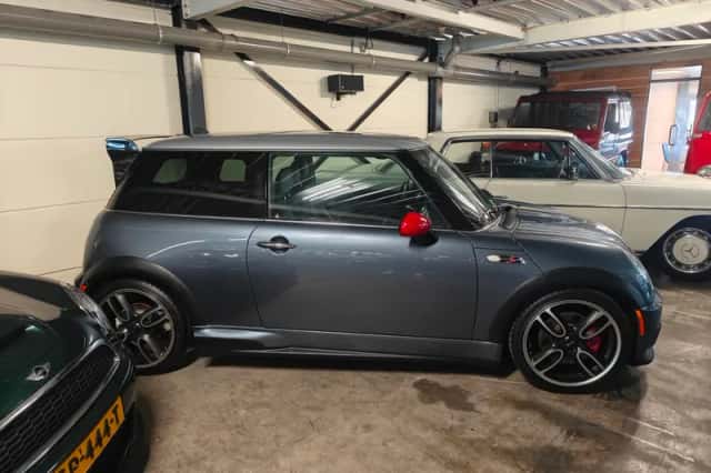 MINI Cooper S (2006) thumbnail 4