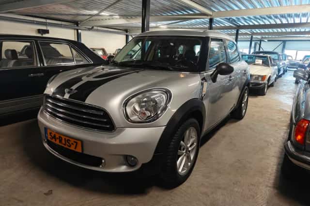MINI Countryman (2011) thumbnail 1