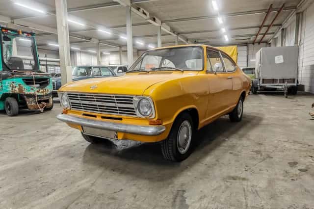 Opel Kadett (1971) thumbnail 1
