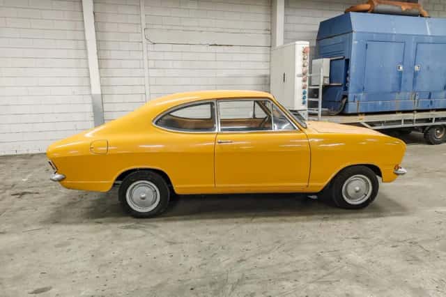 Opel Kadett (1971) thumbnail 4