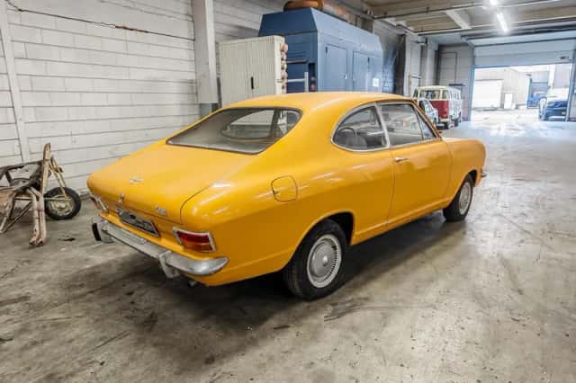 Opel Kadett (1971) thumbnail 5