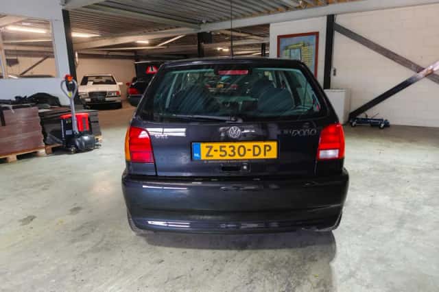 Volkswagen Polo (1999) thumbnail 6