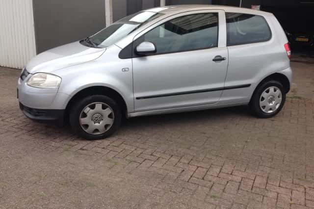 Volkswagen Fox (2006) thumbnail 1