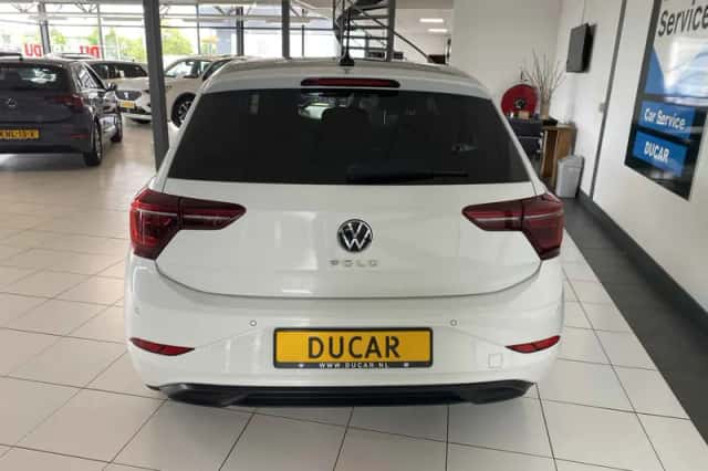 Volkswagen Polo (2022) thumbnail 4