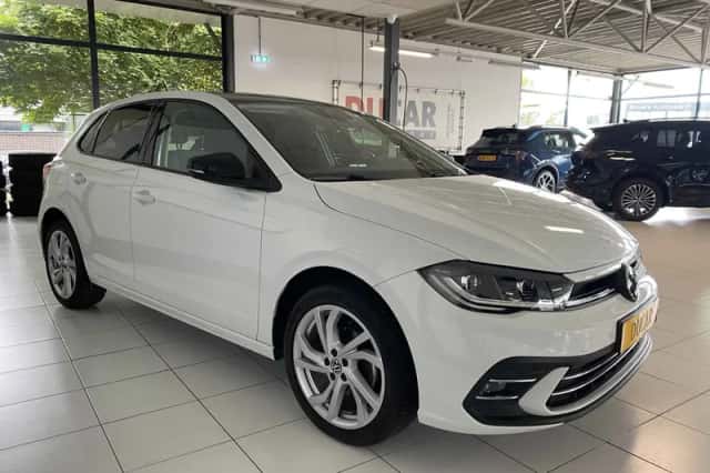 Volkswagen Polo (2022) thumbnail 5