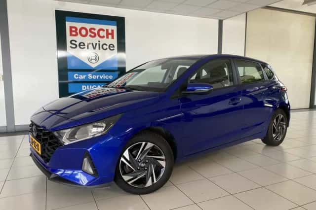 Hyundai i20 (2023) thumbnail 1