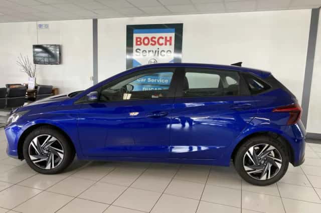 Hyundai i20 (2023) thumbnail 2