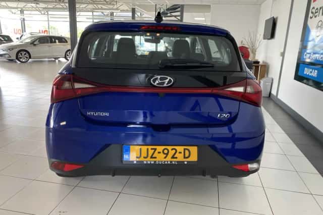 Hyundai i20 (2023) thumbnail 4