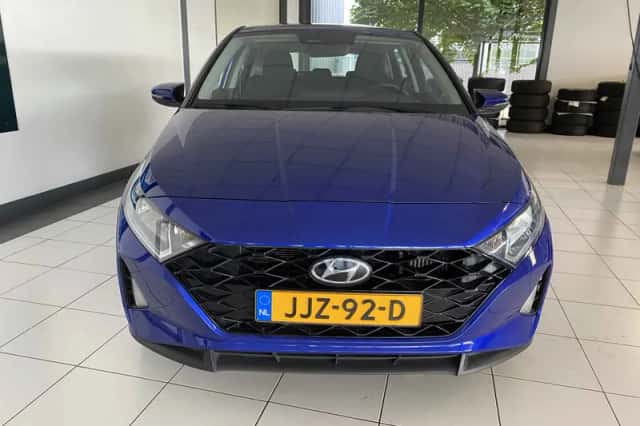 Hyundai i20 (2023) thumbnail 6