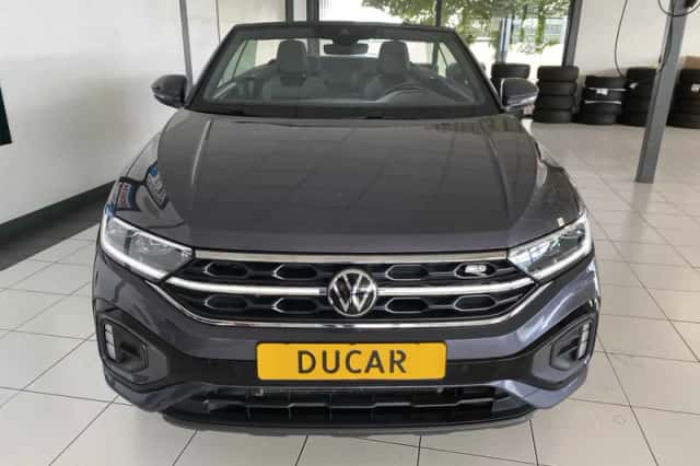 Volkswagen T-Roc (2022) thumbnail 6