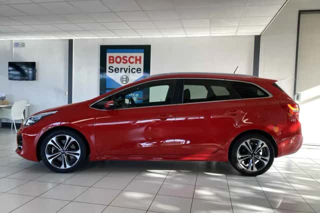 Kia Ceed (2017) thumbnail 2