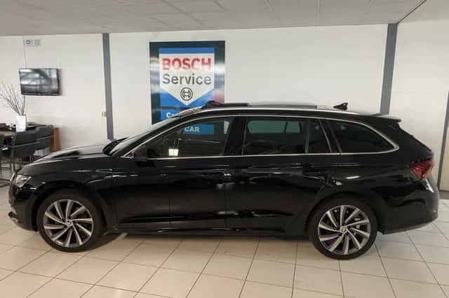 Škoda Octavia (2022) thumbnail 2
