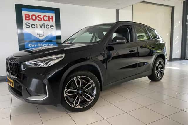 BMW X1 (2023) thumbnail 1