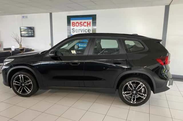 BMW X1 (2023) thumbnail 2