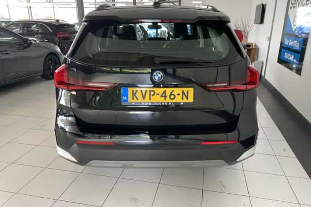 BMW X1 (2023) thumbnail 4