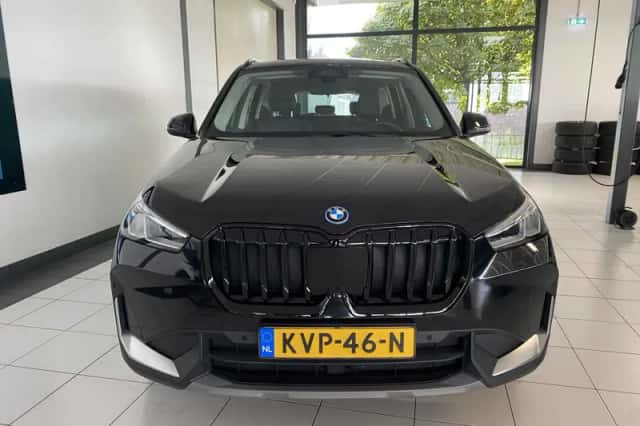 BMW X1 (2023) thumbnail 6