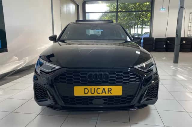 Audi A3 (2023) thumbnail 5