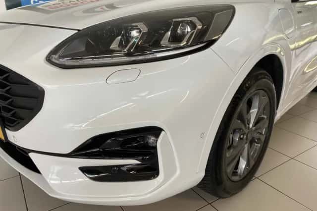 Ford Kuga (2020) thumbnail 6