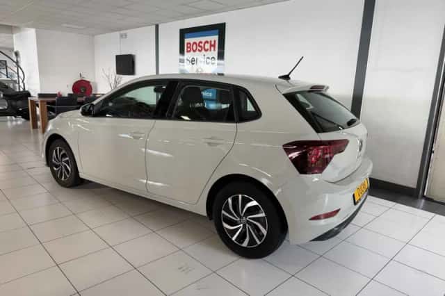 Volkswagen Polo (2024) thumbnail 3