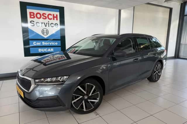 Škoda Octavia (2021) thumbnail 1
