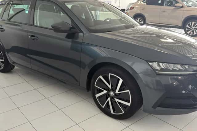Škoda Octavia (2021) thumbnail 5