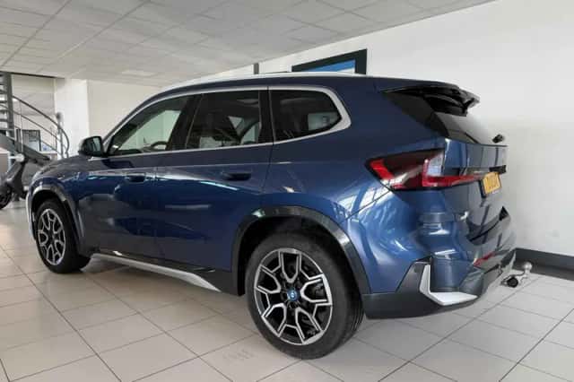 BMW X1 (2023) thumbnail 3