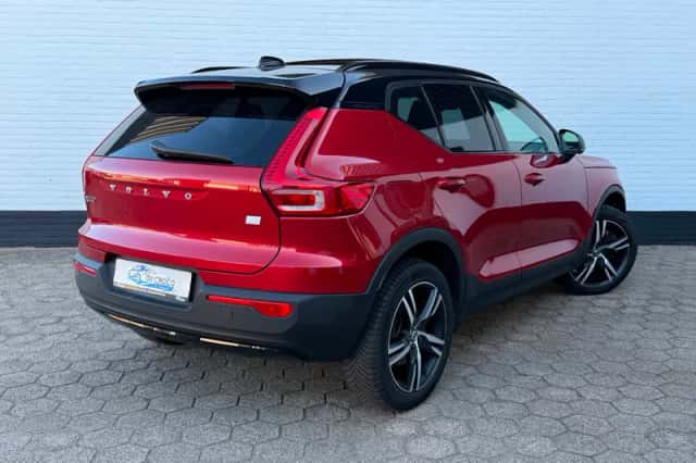 Volvo XC40 (2021) thumbnail 6