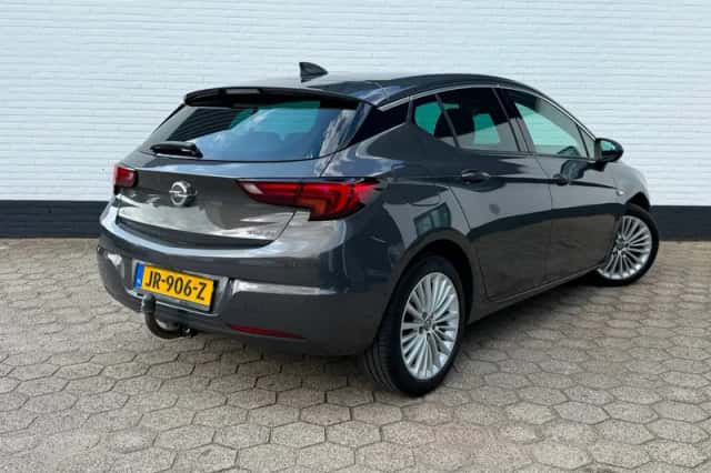 Opel Astra (2016) thumbnail 5