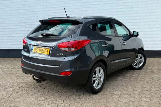 Hyundai ix35 (2011) thumbnail 5