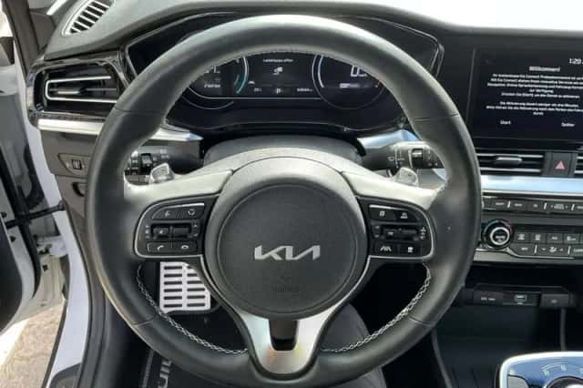 Kia Niro EV (2022) thumbnail 4