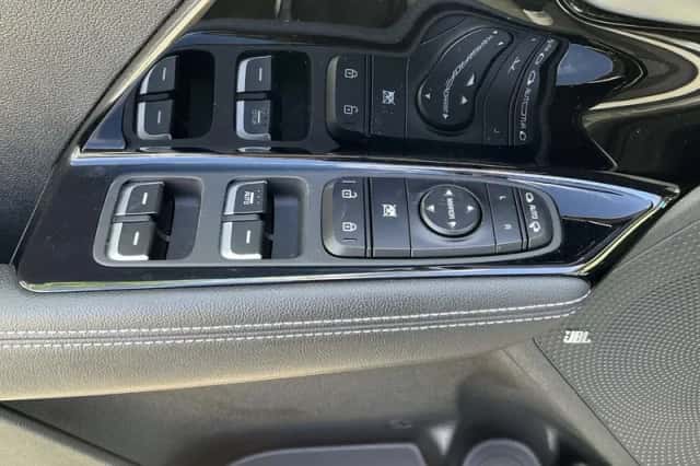 Kia Niro EV (2022) thumbnail 5