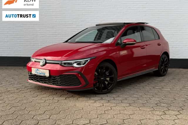 Volkswagen Golf (2021) thumbnail 1