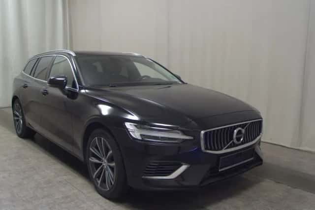 Volvo V60 (2021) thumbnail 2