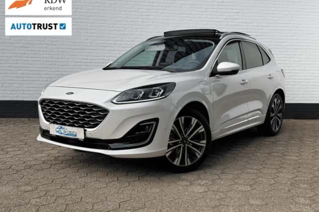 Ford Kuga (2021) thumbnail 1