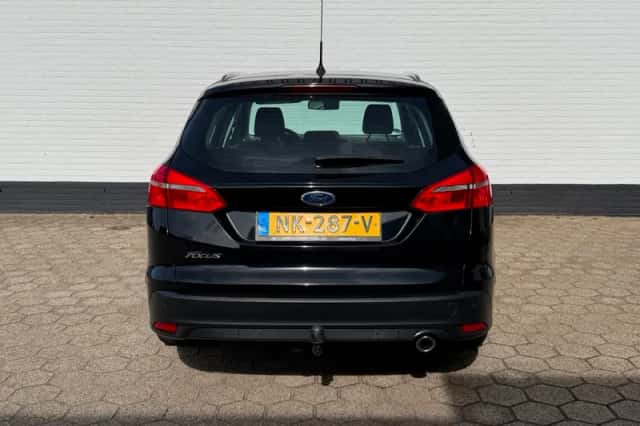 Ford Focus (2017) thumbnail 4