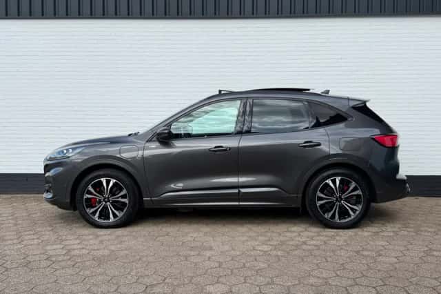 Ford Kuga (2021) thumbnail 2