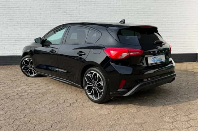 Ford Focus (2019) thumbnail 4