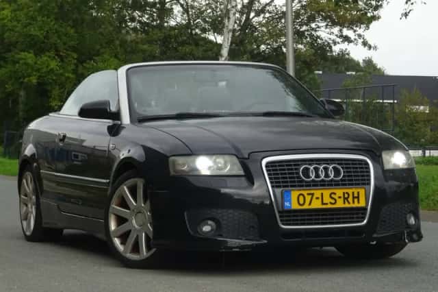 Audi A4 (2003) thumbnail 4