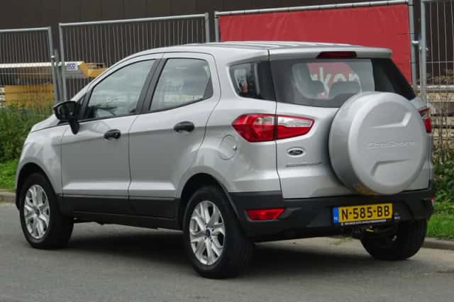 Ford EcoSport (2017) thumbnail 2