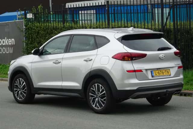 Hyundai Tucson (2019) thumbnail 2