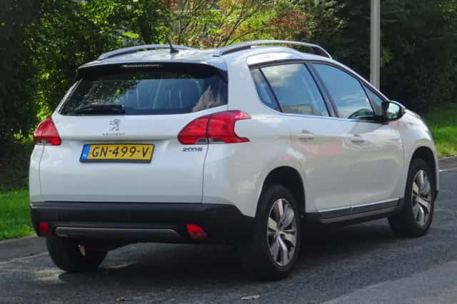 Peugeot 2008 (2014) thumbnail 3