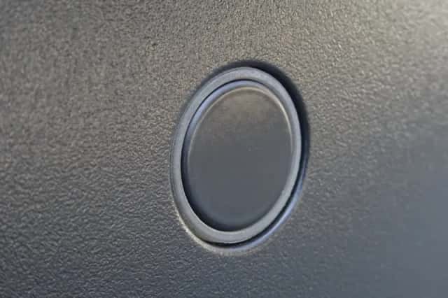 Peugeot 2008 (2014) thumbnail 6