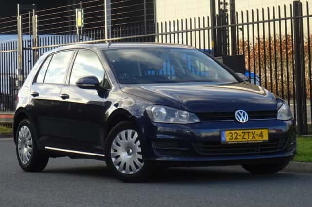 Volkswagen Golf (2013) thumbnail 5