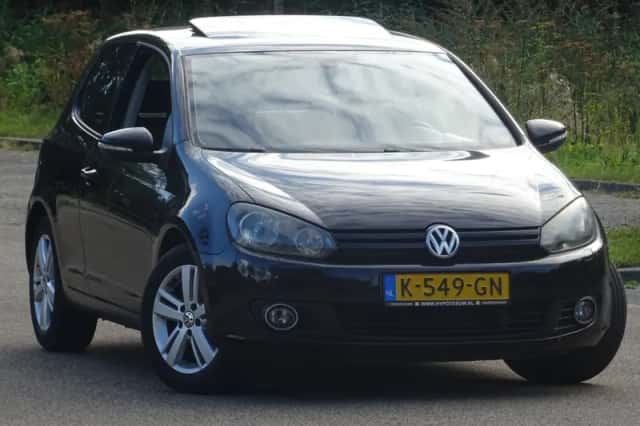 Volkswagen Golf (2012) thumbnail 4