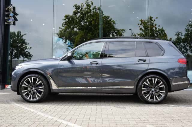 BMW X7 (2019) thumbnail 2